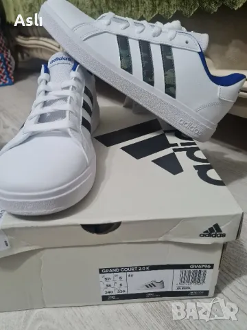 ADİDAS Сникърси , снимка 3 - Маратонки - 47473944