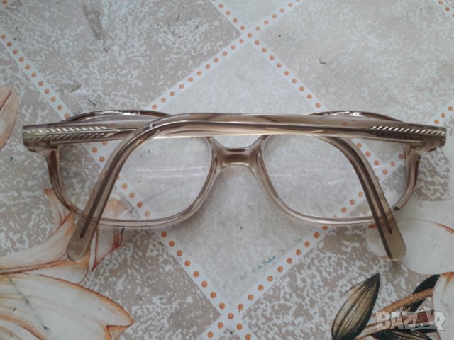 Дамски рамки за диоптрични очила, снимка 5 - Слънчеви и диоптрични очила - 26538986