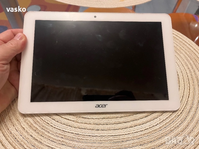 ACER -10 инча,работи