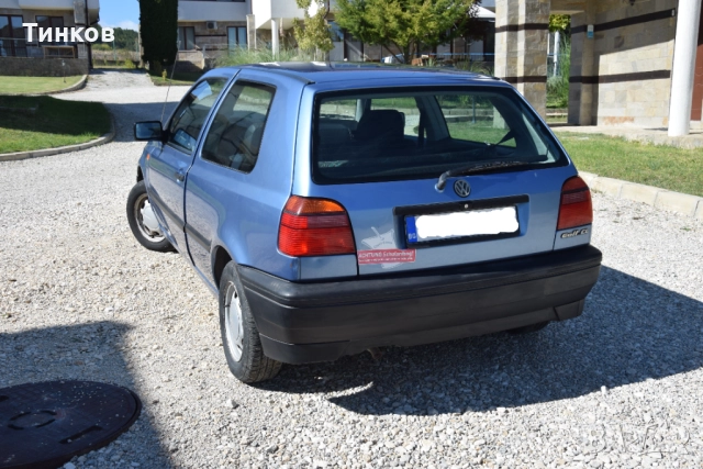 Фолксваген Голф 3, 1.8 бензин, снимка 3 - Автомобили и джипове - 51938391