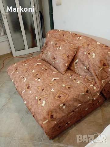 Продавам разтегателен диван 