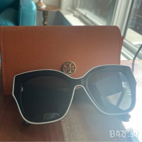 очила с черен твърд калъф tory burch , снимка 1 - Слънчеви и диоптрични очила - 49442655