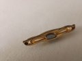 Стара брошка - с голям син скъпоценен камък - маркирана на играта , снимка 6