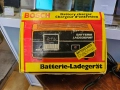 Зарядно за акумулатор BOSH KL 123 M 12V 4Amp. Автомобилно зарядно.  В отлично техническо и визуално , снимка 2