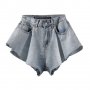 Дамски къси дънкови панталони широки, тип пола, снимка 1 - Къси панталони и бермуди - 36951285