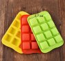 12 квадратчета кубчета силиконов молд форма фондан шоколад бонбони гипс лед, снимка 1