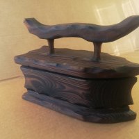 Ръчно изработена дървена ютия , сувенир!, снимка 3 - Антикварни и старинни предмети - 38702152