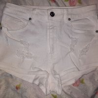 Дамски къси дънки H&M, снимка 4 - Къси панталони и бермуди - 36670565