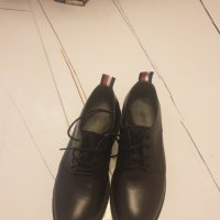 Обувки томи хилфигер, снимка 3 - Дамски ежедневни обувки - 43745609