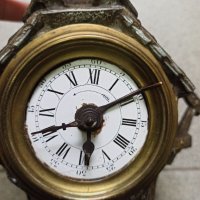 Много стар антикварен каминен часовник ,порцеланов циферблат ,нужна му е профилактика ,сверяването с, снимка 3 - Антикварни и старинни предмети - 36583407