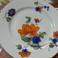 Стар български порцелан чинии , снимка 2 - Антикварни и старинни предмети - 43689352