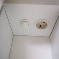 Шкаф за баня с вградено осветление и контакти 76/70/30см, снимка 14 - Шкафове - 39836380