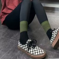 Дамски красиви чорапи , снимка 14 - Дамски чорапи - 42643096