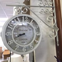 Стенен часовник тип гаров - метален, в бяло, снимка 1 - Стенни часовници - 44010409