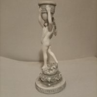 Много красива ретро колекционерска статуетка свещник от полирезин., снимка 3 - Статуетки - 43646871