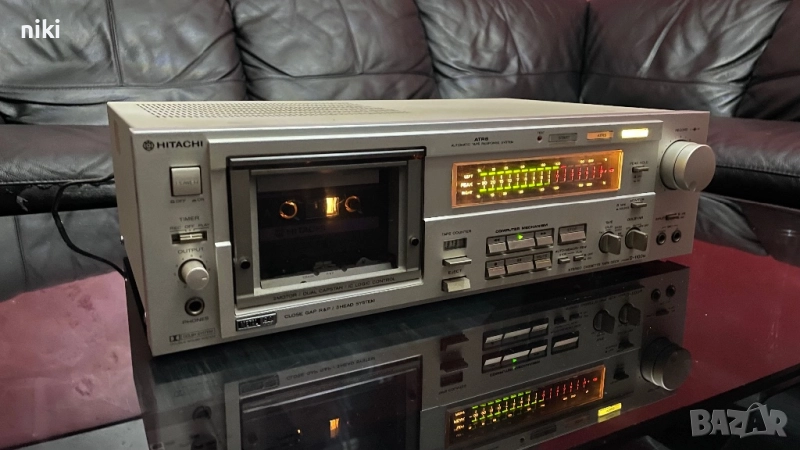 Hitachi D-1100M 3 HEAD Top, снимка 1