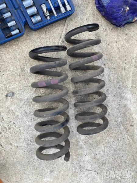 Задни пружини за Мерцедес-Бенц Ц класа оригинални , снимка 1