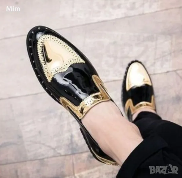 42 Мъжки черни лачени обувки със златисти елементи , снимка 1