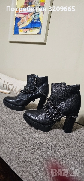 LOVE MOCSHONO Боти, снимка 1