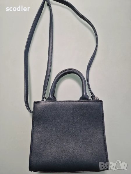 Bershka- зелена мини чанта, снимка 1