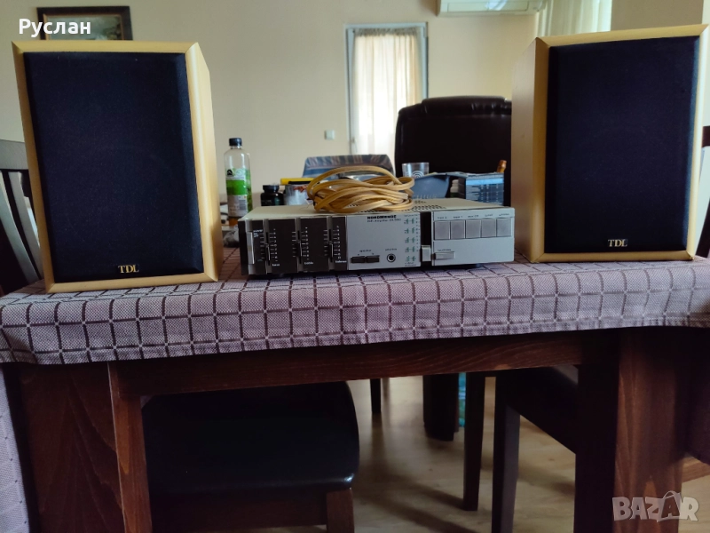 Продавам Комплект Компактен усилвател и Компактни колони., снимка 1