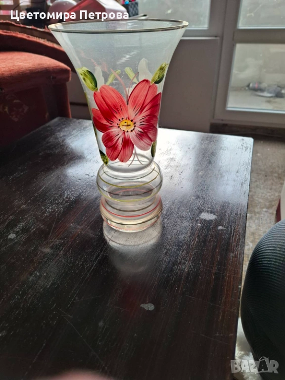 Стъклена ваза, снимка 1