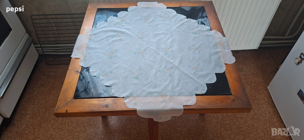 Продава три броя покривки, снимка 1