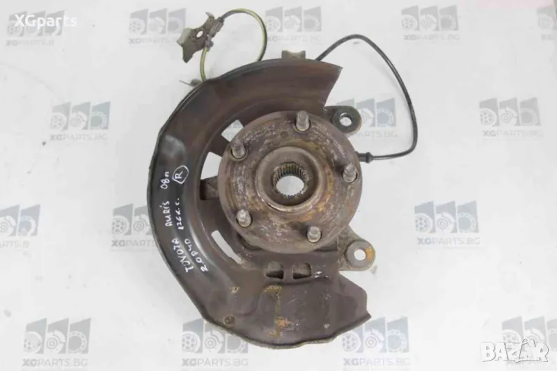 Шенкел преден десен за Toyota Auris 2.0d4d 126 к.с. (2006-2012), снимка 1