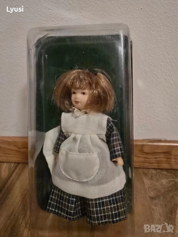 DeAgostini порцеланова кукла, снимка 1