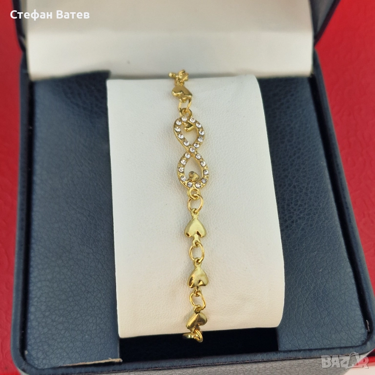 Гривна “Infinity Hearts Gold” – 18К позлата, снимка 1