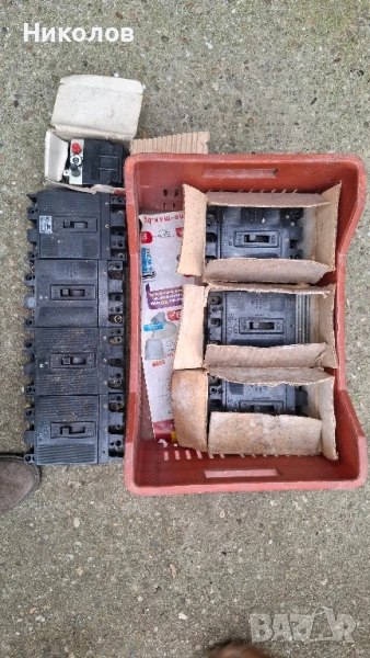 Автоматични прекъсвачи, снимка 1