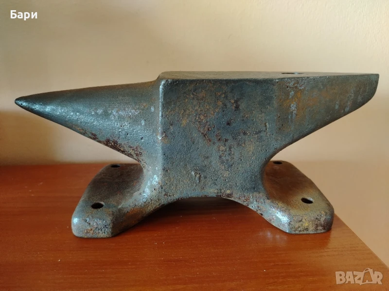 Стара малка бижутерска наковалня 7кг., снимка 1