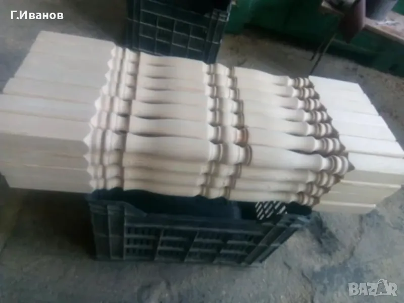 Струговани Балюстри за парапет. Начални колони .Ръкохватки  от дърво., снимка 1