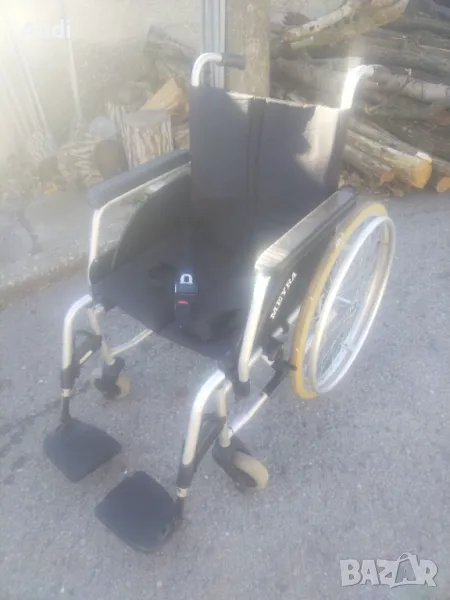 Сгъваема инвалидна рингова количка MEYRA  Ширина на седалката 50см, снимка 1