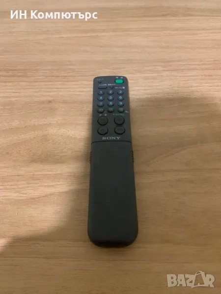 Продавам дистанционно за ТВ Sony RM-J143, снимка 1