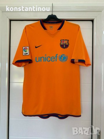 Оригинална тениска nike Barcelona , снимка 1 - Футбол - 28885796