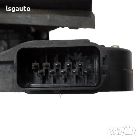 Брава предна лява врата Ford Focus II 2005-2012 ID: 115732, снимка 3 - Части - 43197826