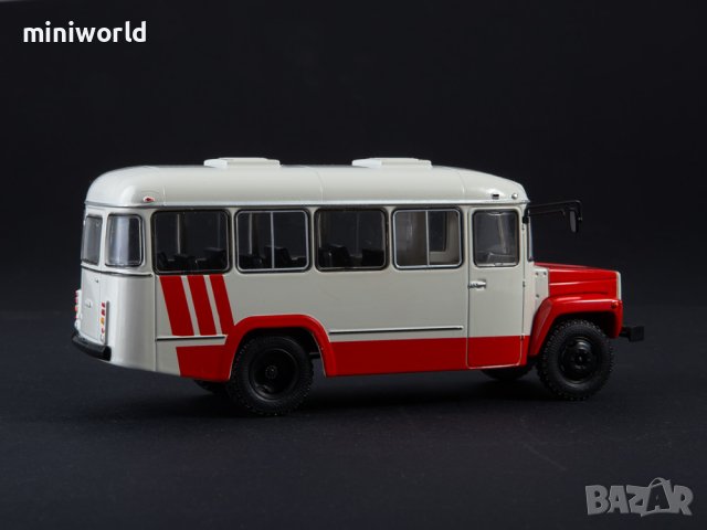 КАвЗ 3976 автобус - мащаб 1:43 на Наши Автобуси моделът е нов в блистер, снимка 2 - Колекции - 32596682