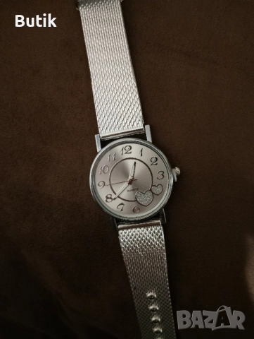 Дамски часовник , снимка 3 - Дамски - 52407550