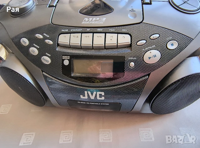 JVC Радиокасетофон с CD, тип RC-EX30B, цифрово настройване, снимка 5 - Радиокасетофони, транзистори - 50816297