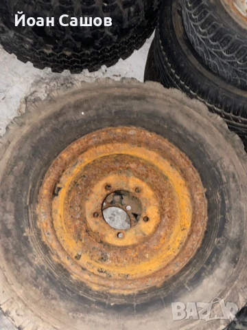Гуми / джанти / гуми с джанти УАЗ, снимка 7 - Гуми и джанти - 51156847