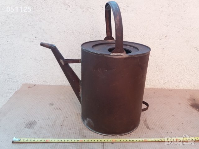 метална лейка за гориво 