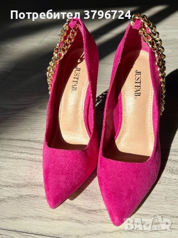 Дамски обувки на ток със златни верижки, снимка 4 - Дамски обувки на ток - 52307645