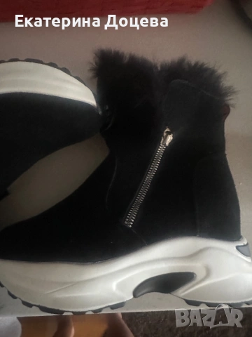 Черни боти с пух, снимка 5 - Дамски боти - 53422866