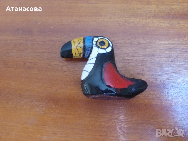 Колекционерска керамична фигура птица Тукан Бразилия, снимка 6 - Декорация за дома - 50966210