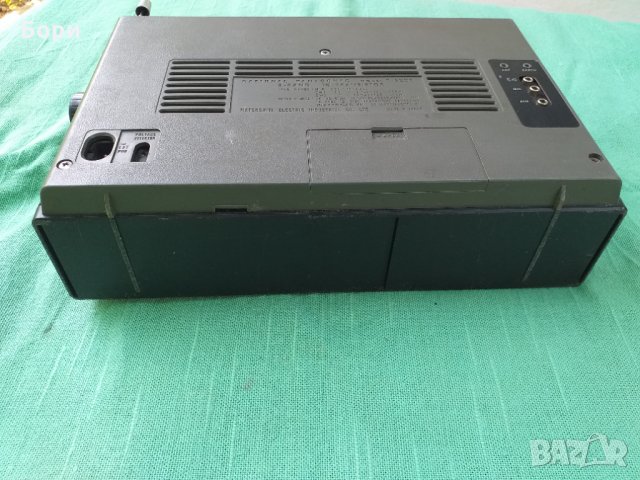 NATIONAL PANASONIC R-520B Радиокасетофон, снимка 11 - Радиокасетофони, транзистори - 33413059
