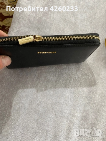 Портфейл Coccinelle, снимка 3 - Портфейли, портмонета - 51554697