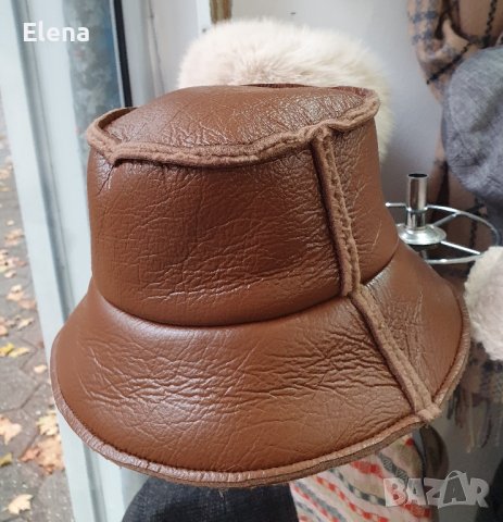 Модерна шапка тип идиотка, снимка 2 - Шапки - 43046150