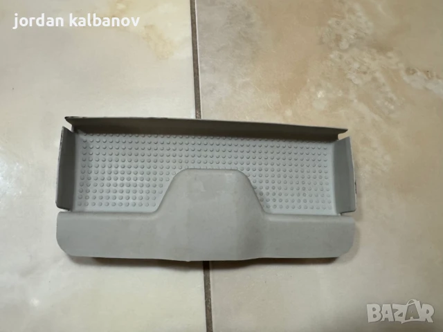 Комплект Плафон и Жапки таван за Vw Touran само за 100лв. 1T0868837C, снимка 8 - Части - 51152898