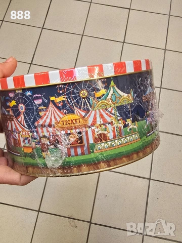 метални кутии 